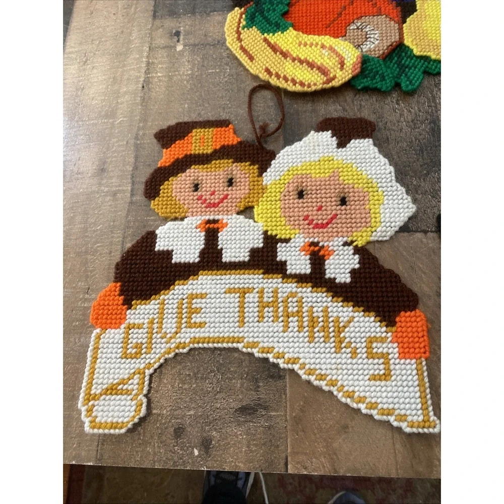 Vtg Plastic Canvas Thanksgiving Wall Decor Lot Pilgrim Turkey Cornucopia‎